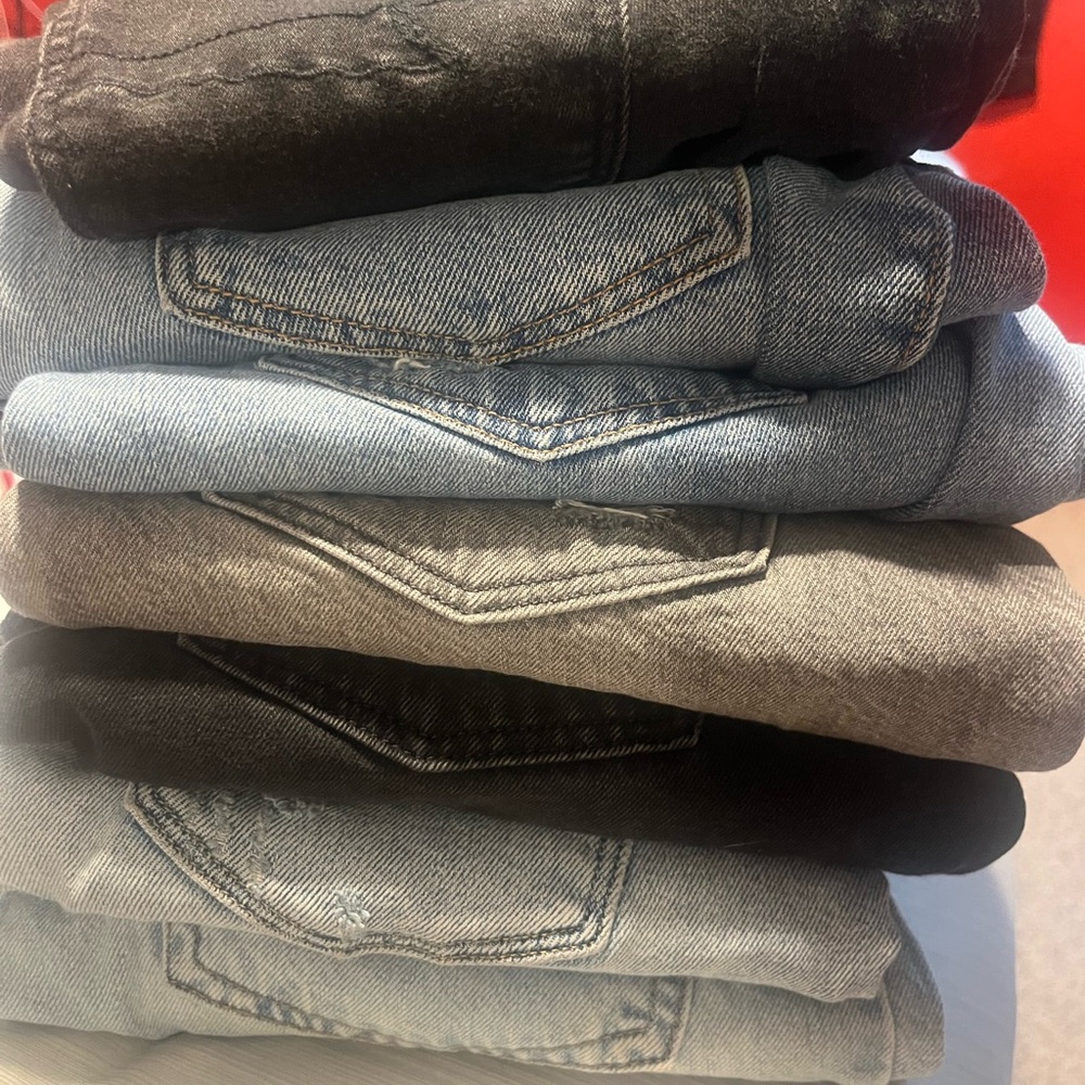 American Eagle Jeans 7 pairs!
